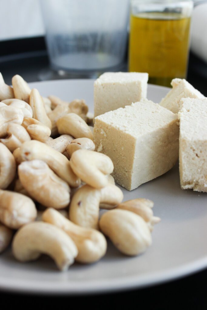 anacardos y tofu