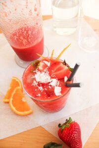 batido de fresas decorado