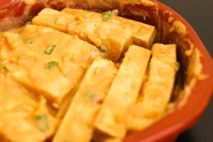 bastones de tofu en marinado