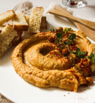 Hummus de pimientos rojos